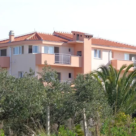 Villa Palas Apartments Apartman *