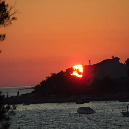 Villa Palas Apartments Apartament