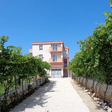 Villa Palas Apartments Apartman Rogoznica