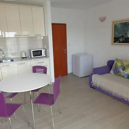 Villa Palas Apartments * Rogoznica