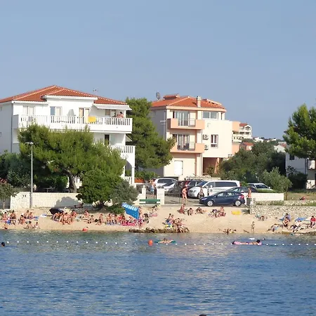 Villa Palas Apartments Rogoznica